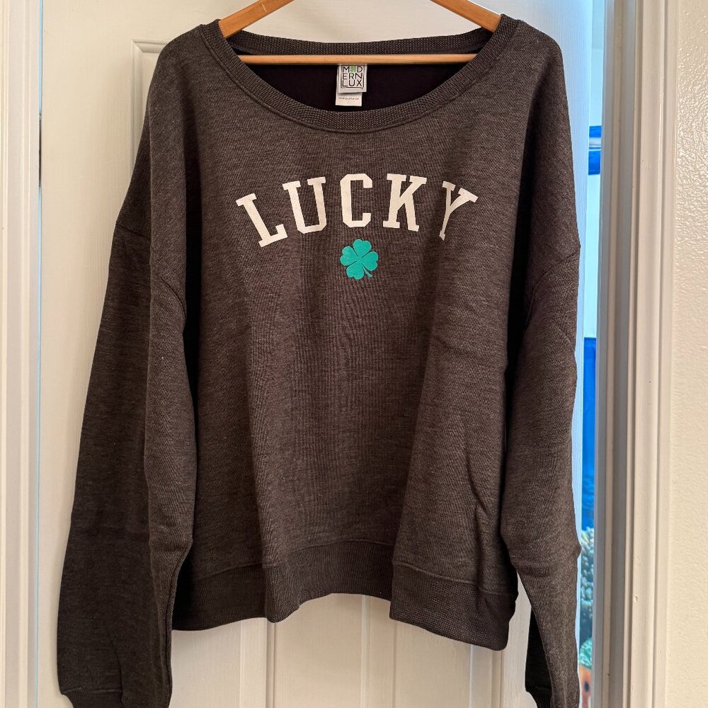 Modern Lux Lucky Shamrock Sweatshirt 3X Gray St Patrick’s Day Pullover NWT Overs